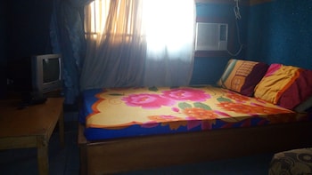 room-image