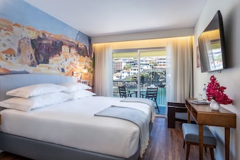 room-image