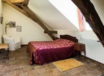 room-image