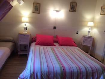 room-image