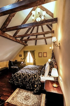 room-image
