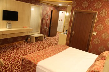 room-image