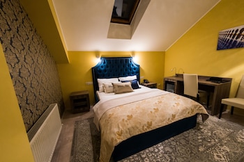 room-image