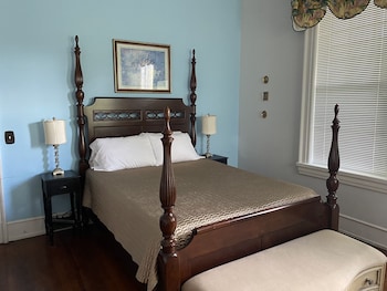 room-image