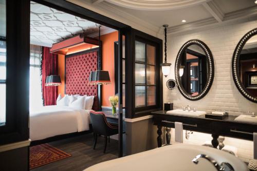 room-image