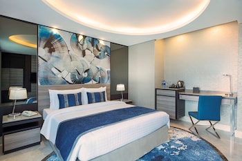 room-image