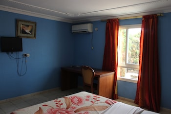room-image