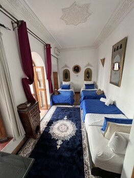 room-image