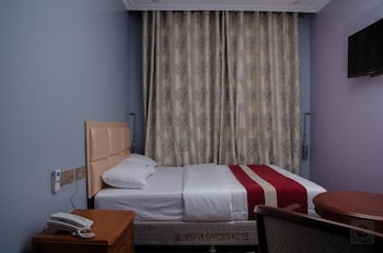 room-image