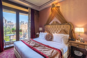 room-image