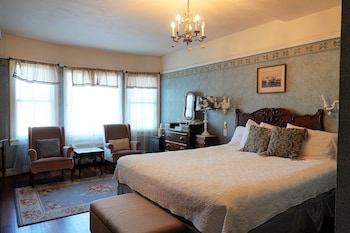 room-image