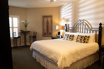 room-image