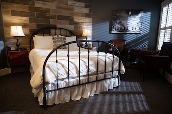 room-image