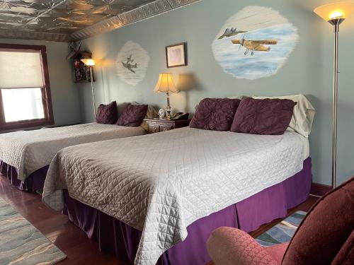 room-image