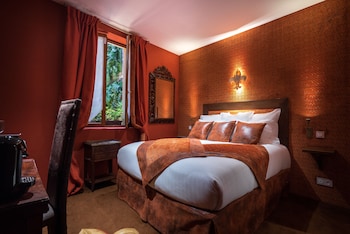 room-image
