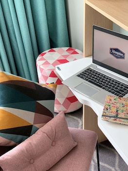 room-image