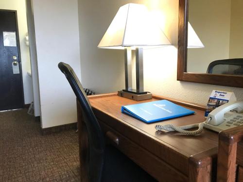 room-image
