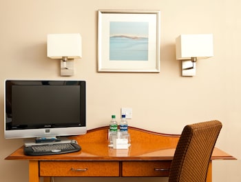 room-image