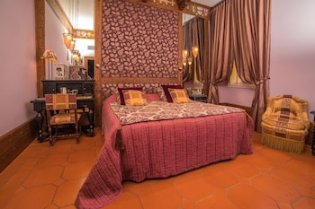 room-image