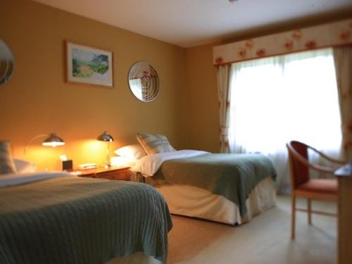 room-image