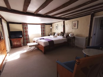 room-image