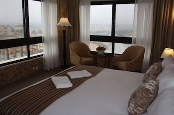 room-image