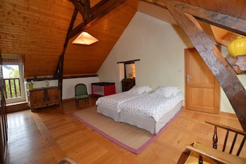 room-image