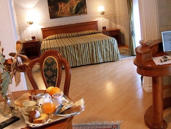 room-image