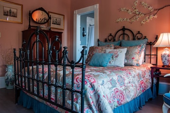 room-image