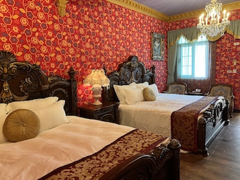 room-image