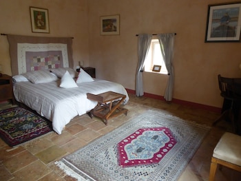 room-image