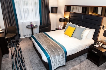 room-image