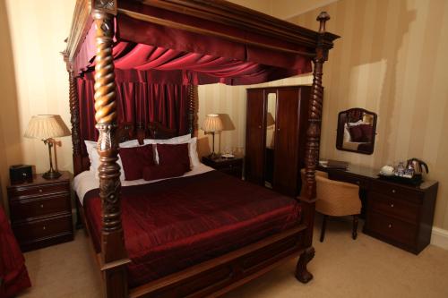 room-image
