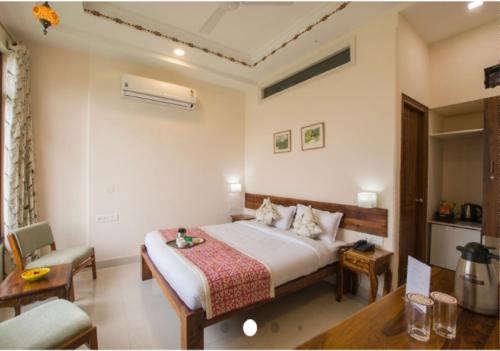 room-image