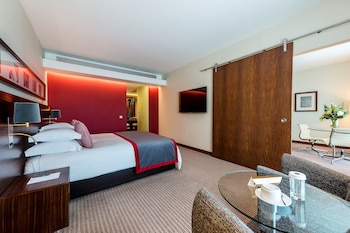 room-image