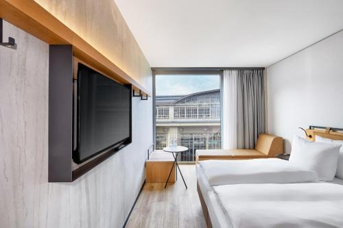 room-image