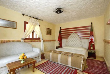 room-image