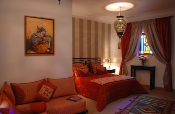room-image