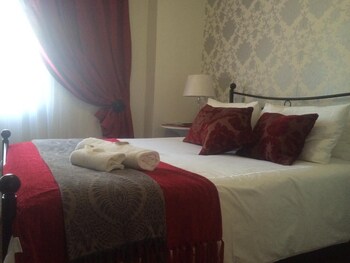 room-image
