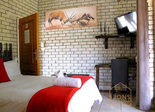 room-image
