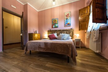 room-image