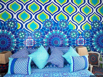 room-image