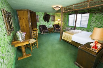 room-image