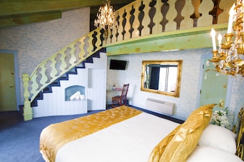 room-image