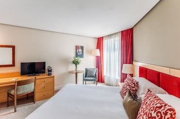 room-image