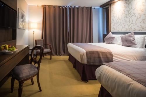 room-image