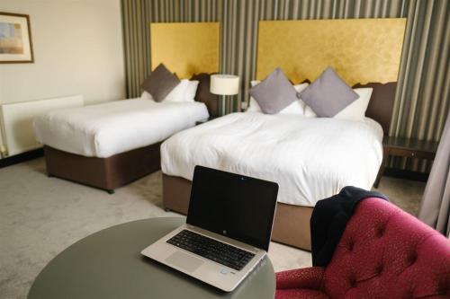 room-image