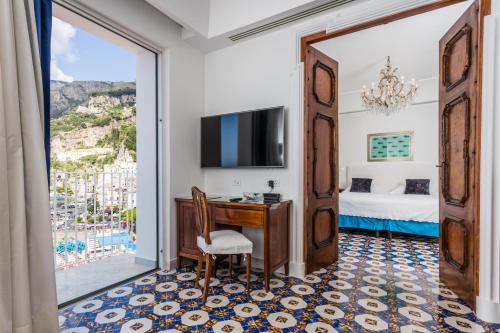 room-image