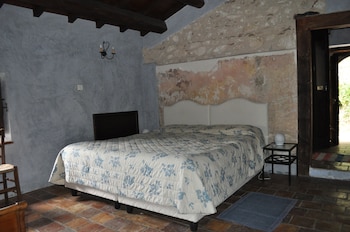 room-image