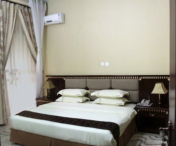 room-image